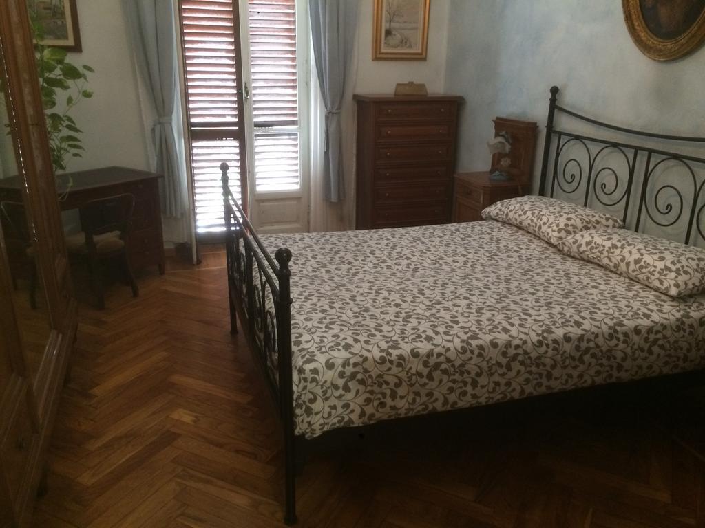 Giardini Reali Apartment Turin Bagian luar foto